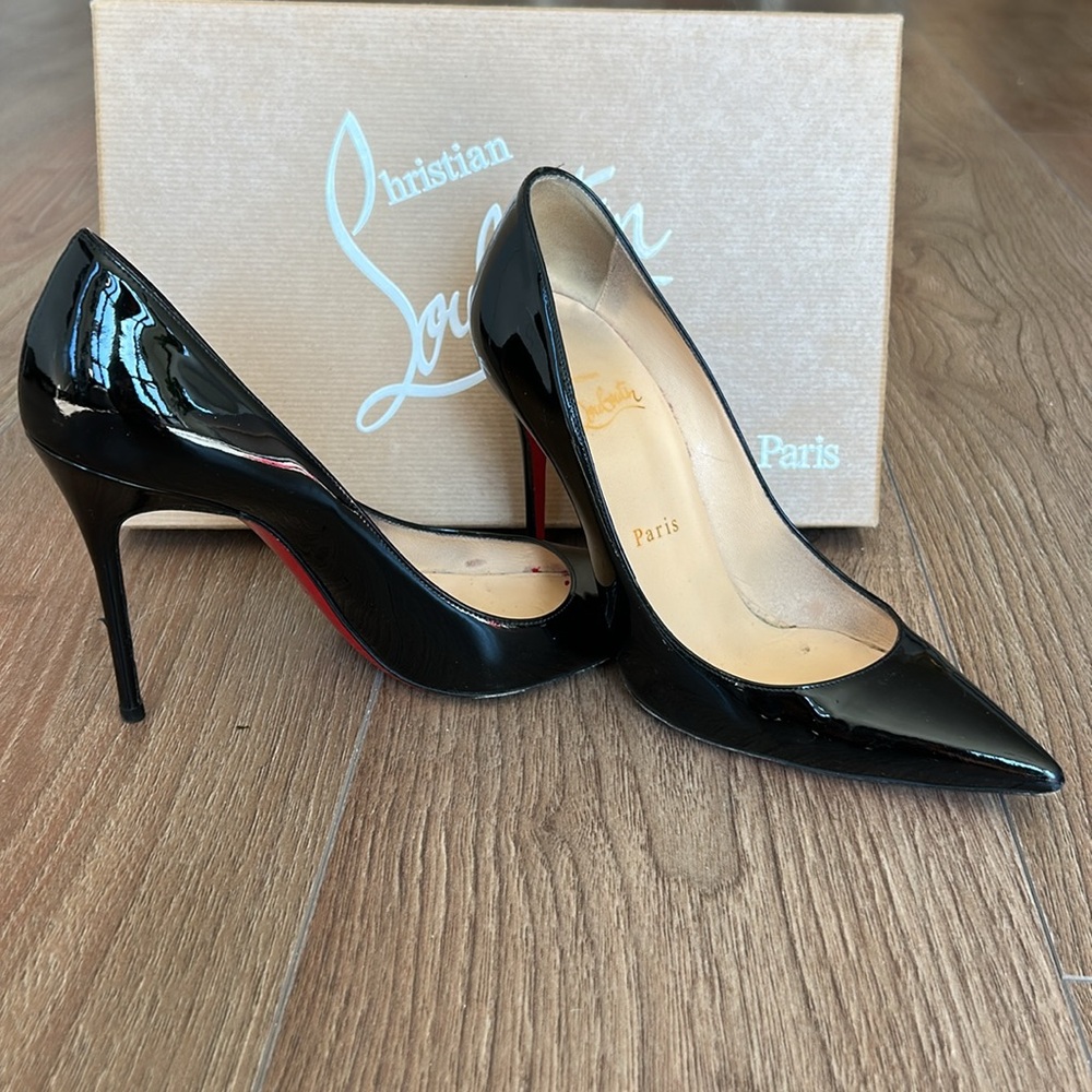 Christian Louboutin Decollette 554 Patent
100mm
